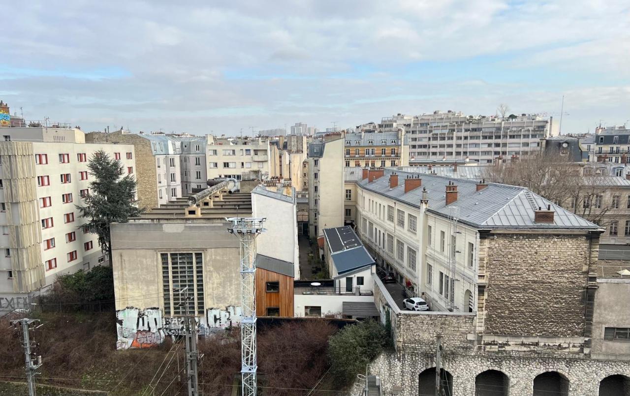 Entre Montmartre Et Canal Saint Martin-gare Du Nord Parigi